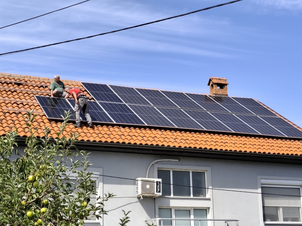 Solarna elektrana Etalon Tehnika